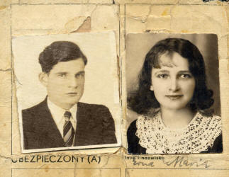 Fragment okadki legitymacji ubezpieczeniowej maestwa Jana i Marii Kurkiewiczw z roku 1939 - Skarysko